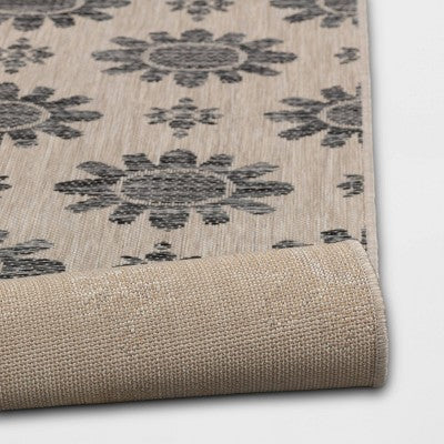  Dark Daisy Outdoor Rug Black - Opalhouse™